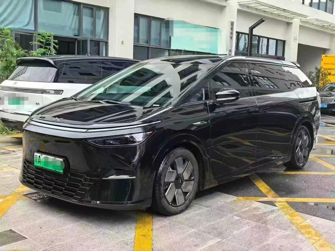 2024 XPENG X9