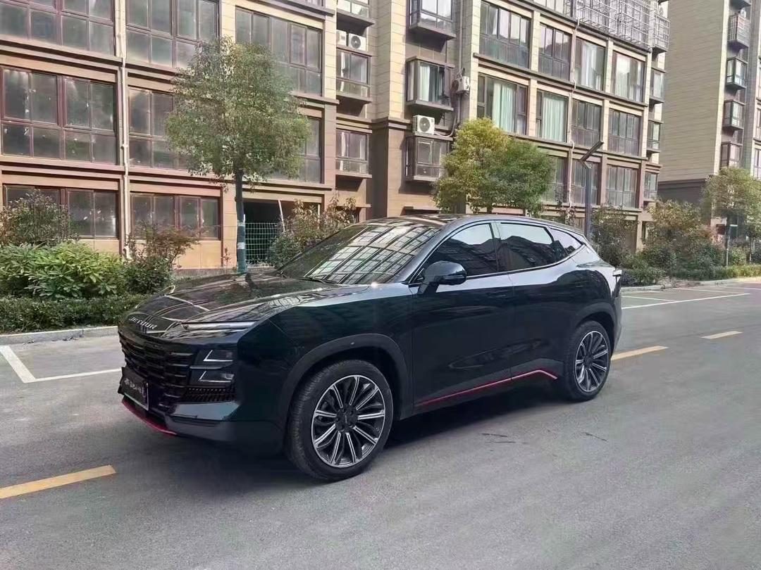 2025 JETOUR DASHING 1.6T AUTOMATIC
