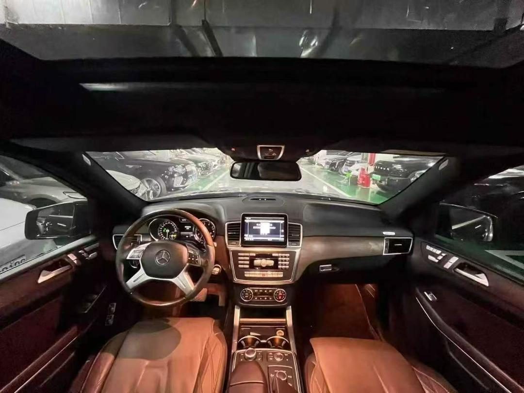 2014–2015 MERCEDES-BENZ GL 500 4MATIC