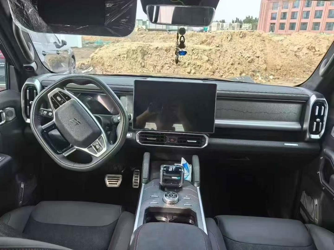 2025 JETOUR T2 2.0T AWD AUTOMATIC