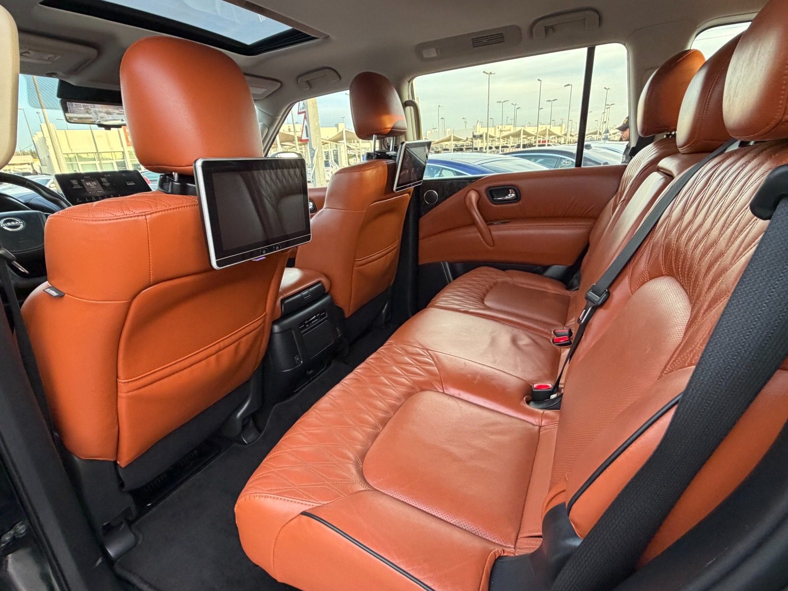 2022 NISSAN ARMADA PLATINUM EDITION 4-WHEEL DRIVE