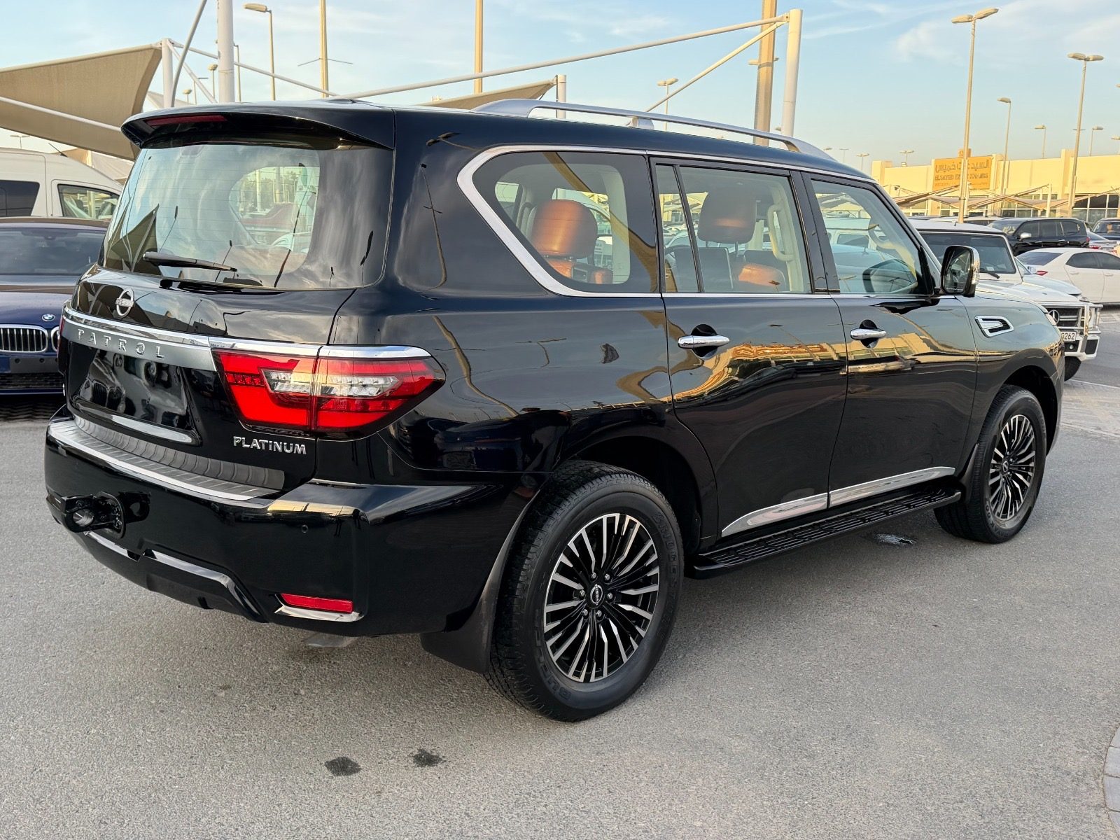 2022 NISSAN ARMADA PLATINUM EDITION 4-WHEEL DRIVE